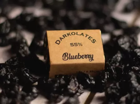Darkolates Blueberry 55% Dark Chocolate Cubes
